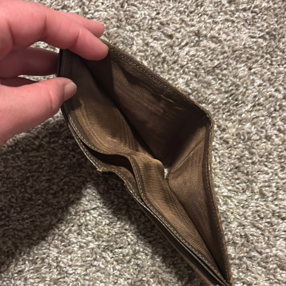 Gucci Brown and Tan mens wallet - Picture 9 of 16